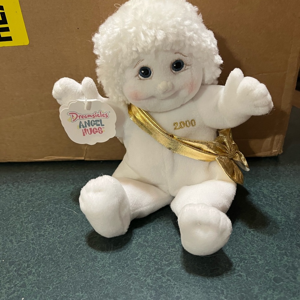Dreamsickles Angel Hugs Plush - White and Gold 9"